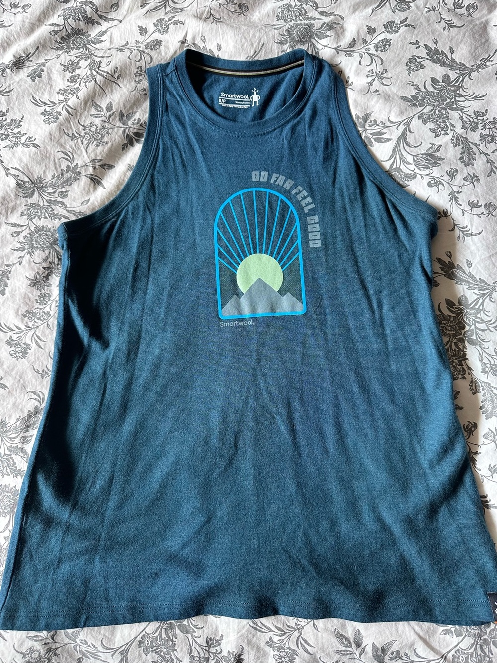 Smartwool Women’s Teal Graphic Swim Tank with Sunrise Motif